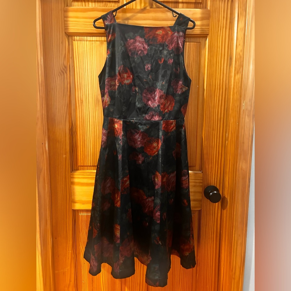 Floral Sleeveless Mini Dress